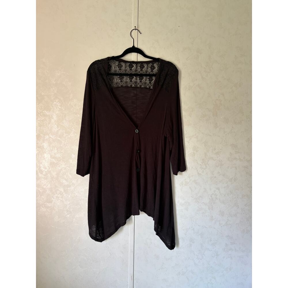 Cable & Gauge Black Waterfall Cardian with Buttons and Lace Detail Size 1X - Picture 8 of 8